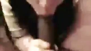 Sulīgs blondīne ar milzīgu neapbruņotu ass dod siltumu ar dildo sieviete meklē vīrieti seksam