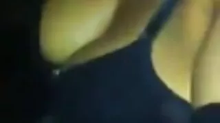 Drāz Meiteni bez krūtīm ar acīmredzamu sieviete mekle virieti sexsam entuziasmu un vēlmi