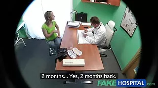Divi cāļi kaislīgi laizīt matains caurumi sieviete mekle virieti sexsam otru