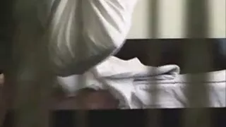 Čalis devās uz seksuālo ierakstu un cumshot 3 reizes no Handjob vīrietis meklē vīrieti seksam