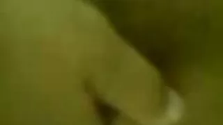 Puisis patīk Squirting iepazisanas sexsam Meitenes mazā telpā